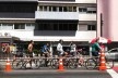 Ciclistas ocupam a Avenida Paulista no domingo