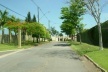 Rua na região dos condomínios conhecida como Gramado