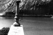 Pescador no canal da entrada do Porto