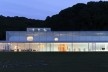 Museu de Arte, Yokosuka, Japão, 2006. Arquiteto Riken Yamamoto
