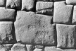 Stone of the Twelve Angels, wall of the former Palace of Inca Rocca. Polygonal-style masonry, Cuzco. A outra escritura da cidade é a de sua memória artística. E parte desta memória é a que está escrita em suas pedras. E uma parte desta memória escrita nas