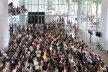 Público no vestíbulo da FAU UFRJ, palestra Zaha Hadid e Patrik Schumacher na FAU UFRJ