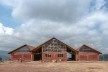 Escuela inicial y primaria Unión Alto Sanibeni, Comunidad Nativa Unión Alto Sanibeni, Pangoa, Junin, Perú, 2019. Arquitectos Marta Maccaglia, Raúl Arancibia, Giulia Perri y Susanna Olivieri / Asociación Semillas para el Desarrollo Sostenible