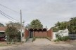 Casa Intermedia, Assunção, Paraguai, 2021. Arquitetos Horacio Cherniavsky, Viviana Pozzoli, Gabriela Ocampos, Franco Pinazzo e Rolph Vuyk (autores) / Equipo de Arquitectura