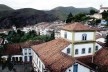 Vista aérea da cidade de Ouro Preto, Brasil. Foto tirada a partir do Grande Hotel Ouro Preto, out. 2006