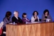 Debate após apresentação dos trabalhos da Sessão Conexões. (esq. para direita) Ruth Verde Zein, Carlos Eduardo Comas, Mônica Junqueira, Maria Alice Bastos e Cláudia Cabral, no Auditório Maria Montessori
