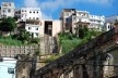 Centro Histórico de Salvador, aspecto de casarões, ruínas e o plano inclinado