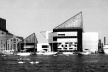 Figura 18 – Aquário Nacional de Baltimore, uma das principais \"ancoras\" da revitalização do Inner Harbor. Arquitetos: Cambridge Seven.
