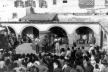 Xoro Roxo se apresentando em Essauira, Marrocos, 1980