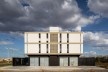 Casas + Edifício Misto MBV2, Sobral CE Brasil, 2020. Arquitetos Bruno Braga, Bruno Perdigão, Igor Ribeiro e Luiz Cattony / Rede Arquitetos