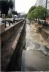 Soleira no rio Maracanã a jusante da rua José Higino, Tijuca, Rio de Janeiro, maio 2001