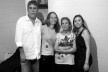 Daniel Amor com mãe e filhas