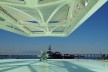 Museu do Amanhã, espelho d’água e vista para a Baía da Guanabara, Rio de Janeiro. Arquiteto Santiago Calatrava