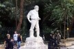 Estátuas vivas e morta, Parque Trianon, São Paulo