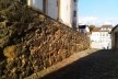 Muro de arrimo do embasamento da igreja Nossa Senhora do Rosário