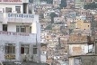 Favela no Rio de Janeiro na capa da revista holandesa \"De Architect\"