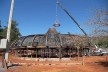 Fundação Darcy Ribeiro. Montagem do anel de cobertura. Instituto Brasileiro de Tecnologia do Habitat, Arquiteto João Filgueiras Lima, Lelé. Brasília DF, Brasil, 2010