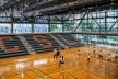 Ginásio colégio São Luis, quadra coberta e arquibancada em uso. Urdi arquitetura.