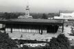 As cortinas da Neue Nationalgalerie, projetada por Mies como parte indissociável do edifício