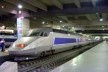 Trem TGV dentro da Gare Montparnasse em Paris