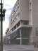 Fachada na calle Cerrito e Zabala. Intervenção no edifício dos anos 60. Arqs. Guguich, Perdomo, Rubilar. 1994