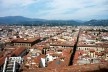 Vista aérea da cidade de Florença, Itália. Foto tirada a partir do Campanário de Giotto – Catedral Santa Maria Del Fiore, ago. 2010