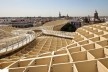 Metropol Parasol, vista da cidade por cima da cobertura de madeira, Sevilha. J. Mayer H. Architects, 2004