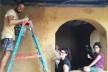 Construção de casa de adobe, Projeto Mindfulness, Tailândia, agosto, 2016