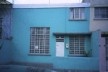 Vista actual de una vivienda en la calle Yunque esquina Congreso de la Unión en la Ciudad de México