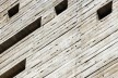 Praça das Artes, detalhe do edifício em concreto aparente em cor ocre, São Paulo. Escritório Brasil Arquitetura e arquiteto Marcos Cartum