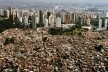 Favela de Paraisópolis e o bairro de Panamby, São Paulo
