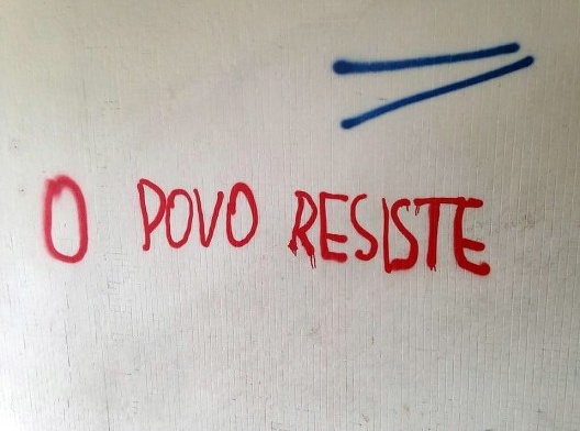 Pixação no edifício da FAU UFRJ