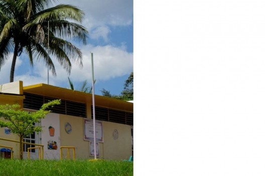 Escola em Porto Rico, influência do arquiteto Richard Neutra