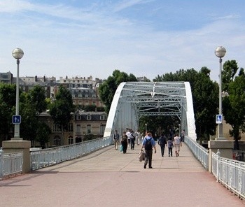 Passarelas para pedestres e bicicletas sobre o Sena, Paris