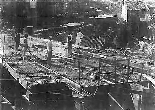 Viaduto em construção, foto publicada na mensagem do Governo Florentino Avidos, de 15 de junho de 1928, p. 440