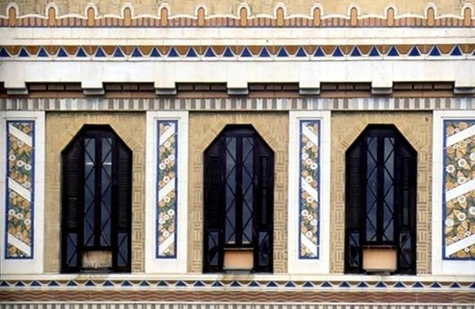 Sede da Empresa Bacardí, 1929. Arquitetos Esteban Rodriguez Castells, Rafael Fernández Ruenes e José Menendez