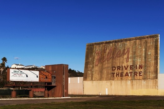 Valley Drive-in Theatre, desativado, Lompoc, Califórnia