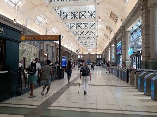Estação Retiro em Buenos Aires, acesso ao metrô