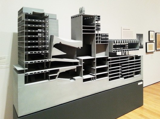 Maquete do Centro Cultural San Martin, Buenos Aires, Argentina, 1964. Arquiteto Mario Roberto Alvarez