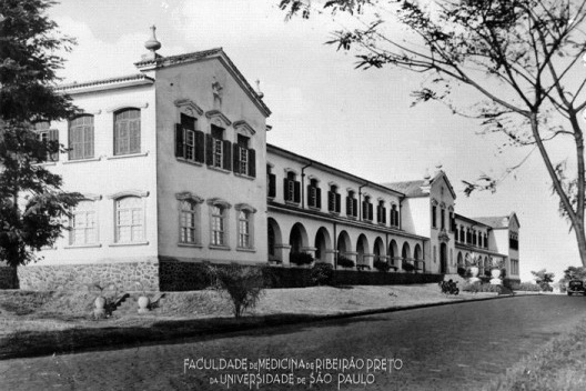 Escola Prática de Agricultura Getúlio Vargas, posteriormente Faculdade de Medicina da Universidade de São Paulo, Ribeirão Preto, 1942. Arquiteto Hernani do Val Penteado
