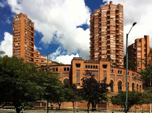 Torres del Parque, Bogotá, 1965-1970. Arquiteto Rogelio Salmona