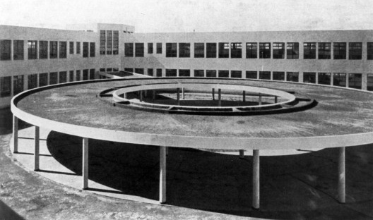 ICEIA, vista do pátio de recreio