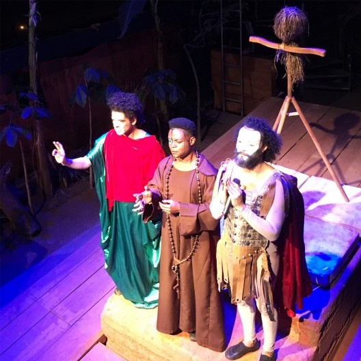 “Roda Viva”, peça de Chico Buarque, encenado pelo grupo Teatro Oficina Uzyna Uzona