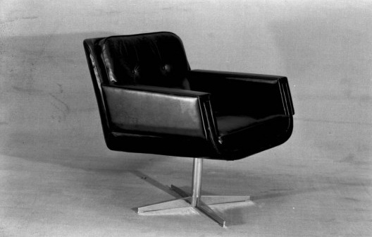 Poltronas para a Assembleia Legislativa, Cláudio Araújo, 1968, Móveis Contemporâneos