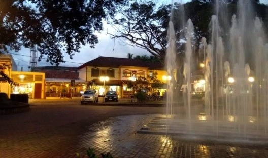 Praça Coronel Julião, Ilhabela SP
