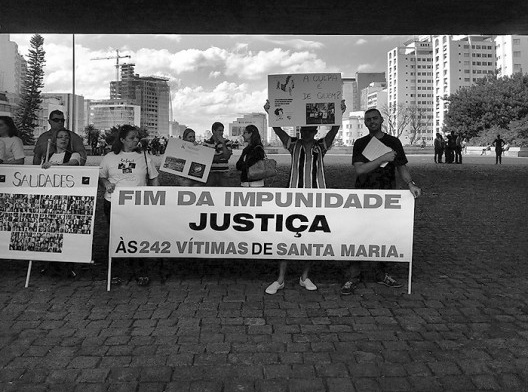 Manifestação popular no vão livre do Masp, São Paulo