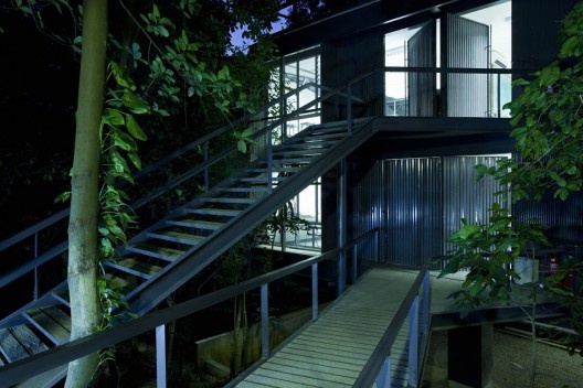 Edifício Beta, Campus da PUC-Rio, Rio de Janeiro. Arquitetos Marcos Favero, Andres Passaro e Diego Portas