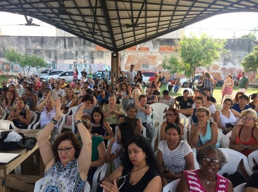 Autoempreendimento da habitação e a criação dos comuns