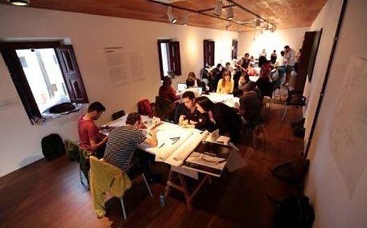 Design Studio: o lócus das atividades práticas e teóricas dos workshops