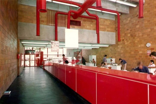 Agência Itaú Ramos, Rio de Janeiro, 1976. Arquiteto Pitanga do Amparo